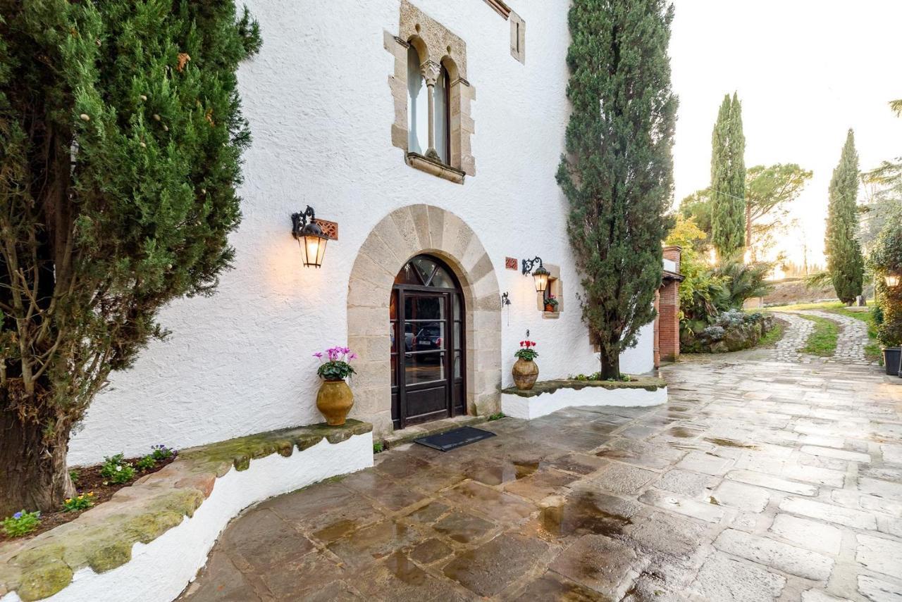 Masia Can Manent Del Bosc S XVIII Santa Eulalia de Ronsaná Exterior foto