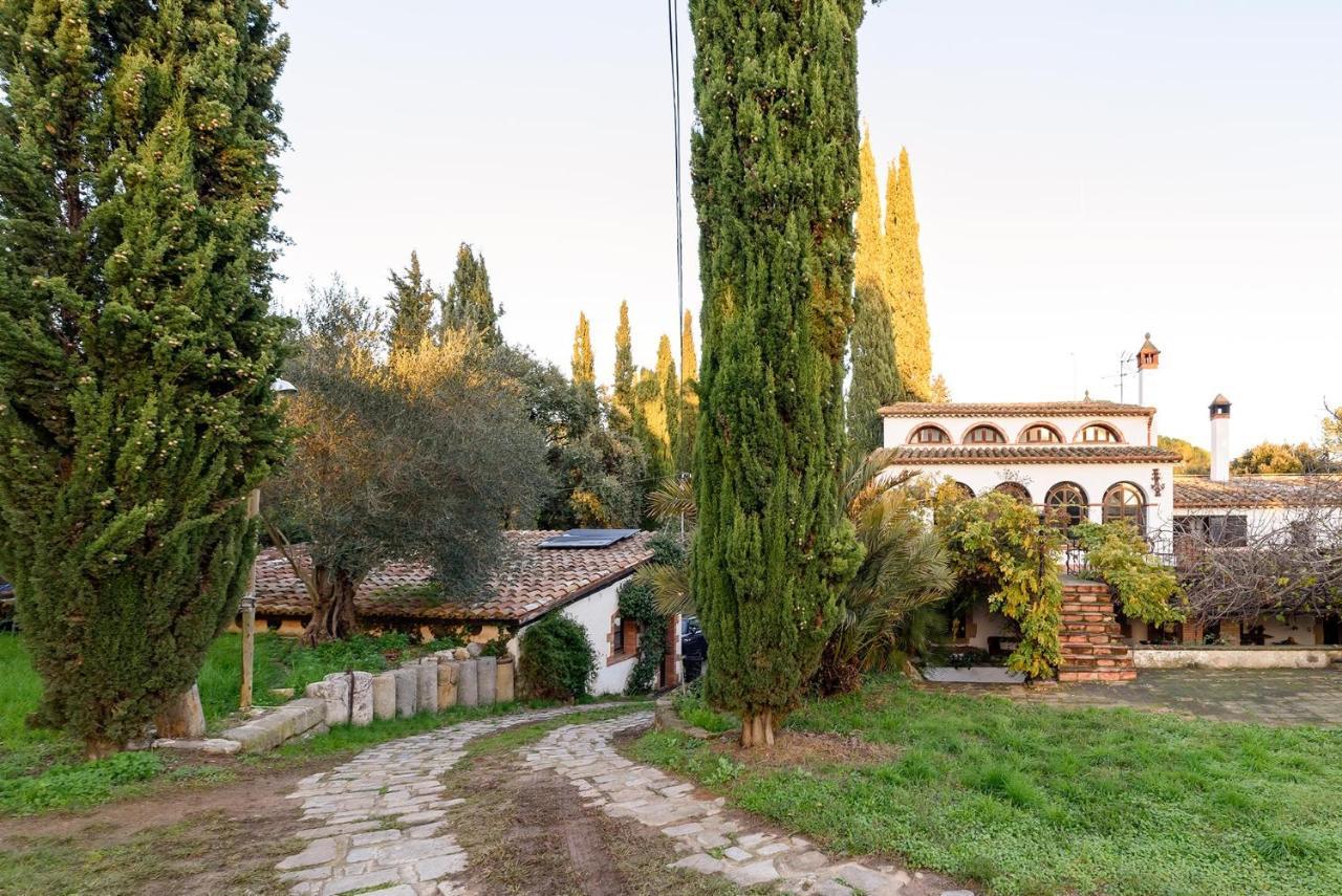 Masia Can Manent Del Bosc S XVIII Santa Eulalia de Ronsaná Exterior foto