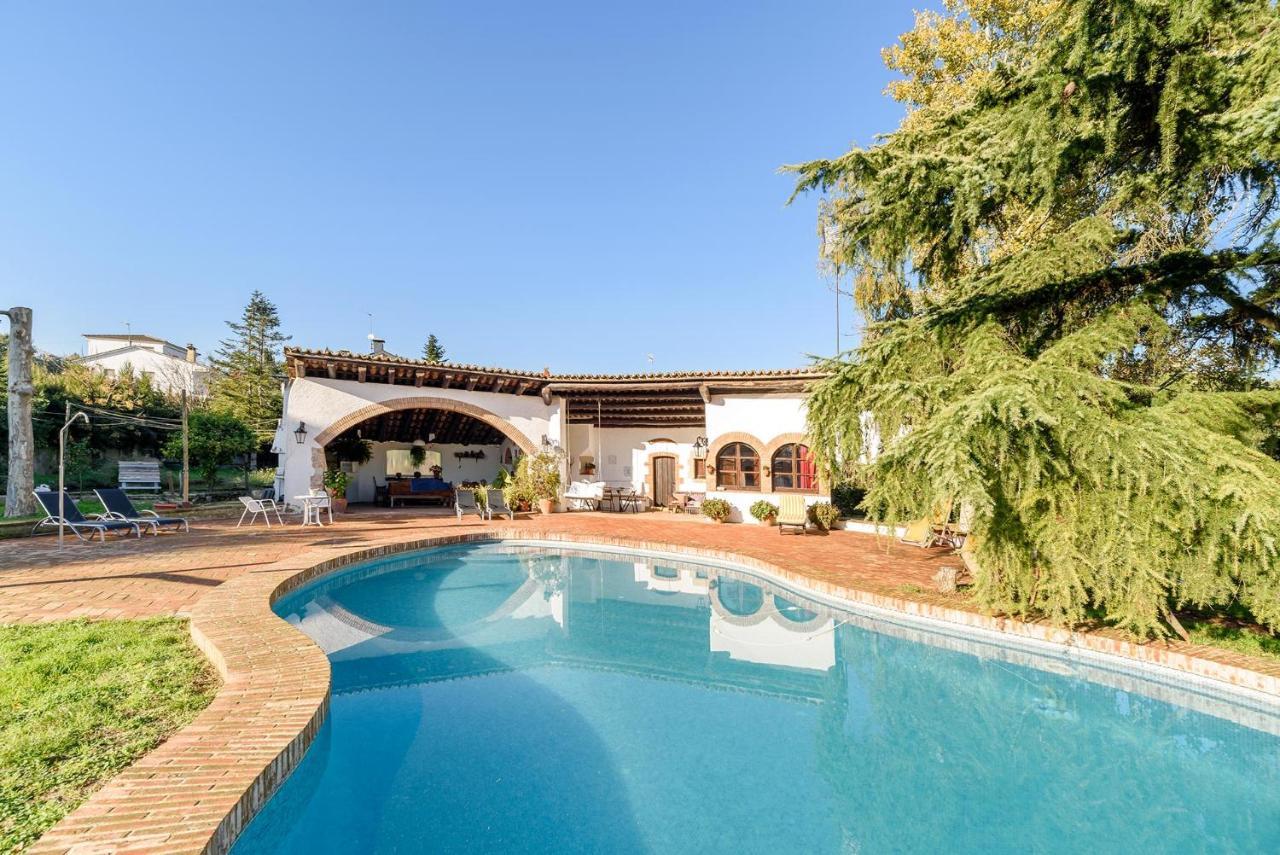 Masia Can Manent Del Bosc S XVIII Santa Eulalia de Ronsaná Exterior foto